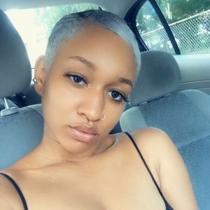 Meet your Posher, Tiera